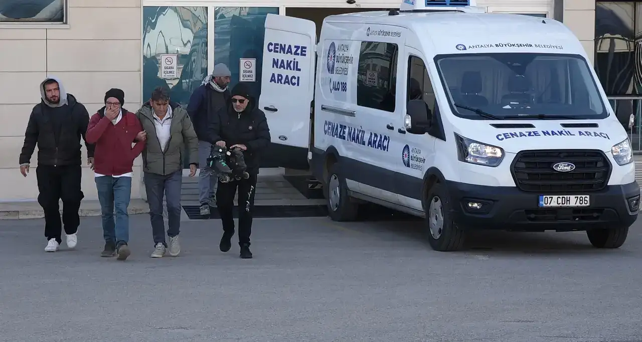 Kepez’de 15 Yaşındaki Efe Mevlüt'ün Bedeni Zeytinlikte Bulundu 5